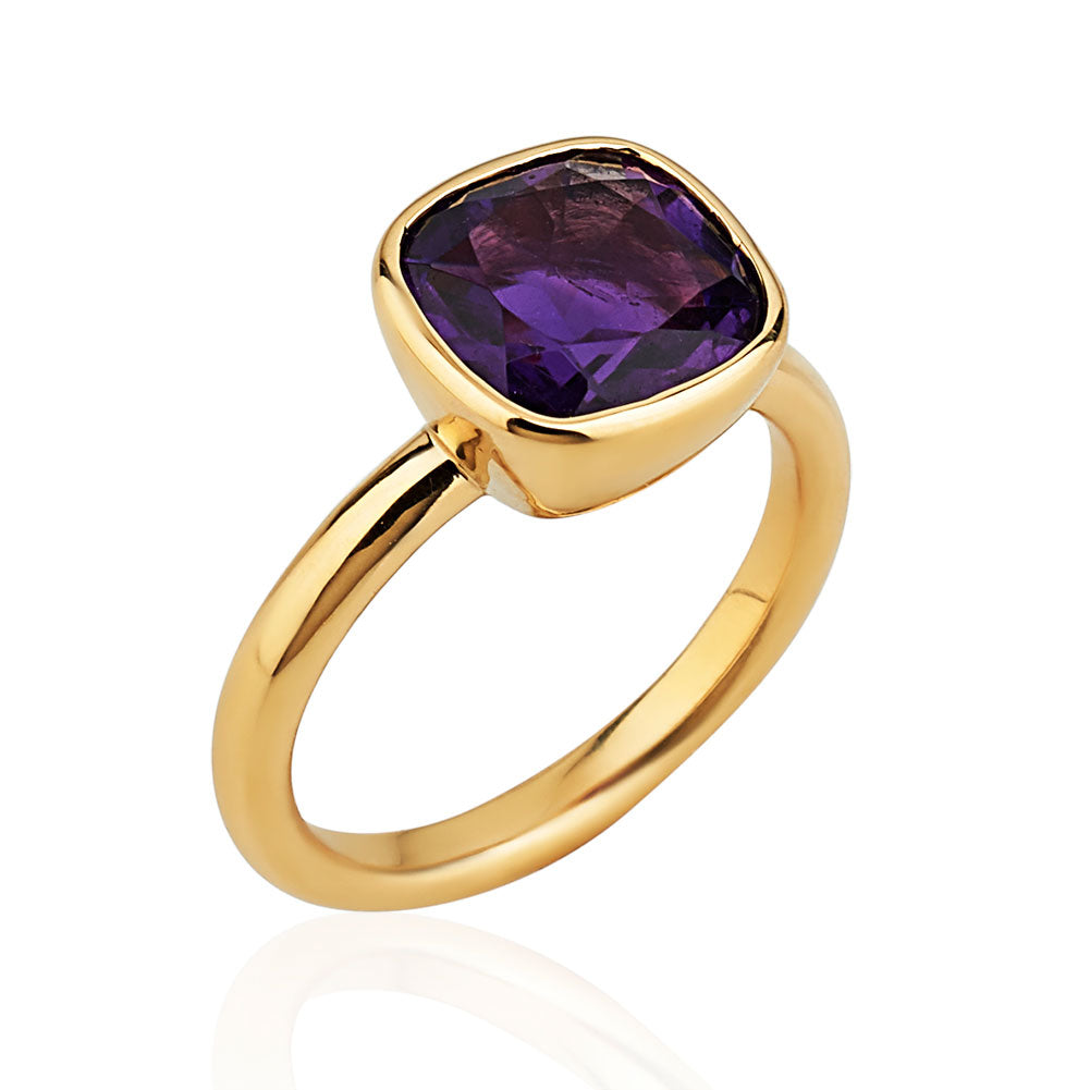 Khushi Cushion Ring in Yellow Gold and Amethyst